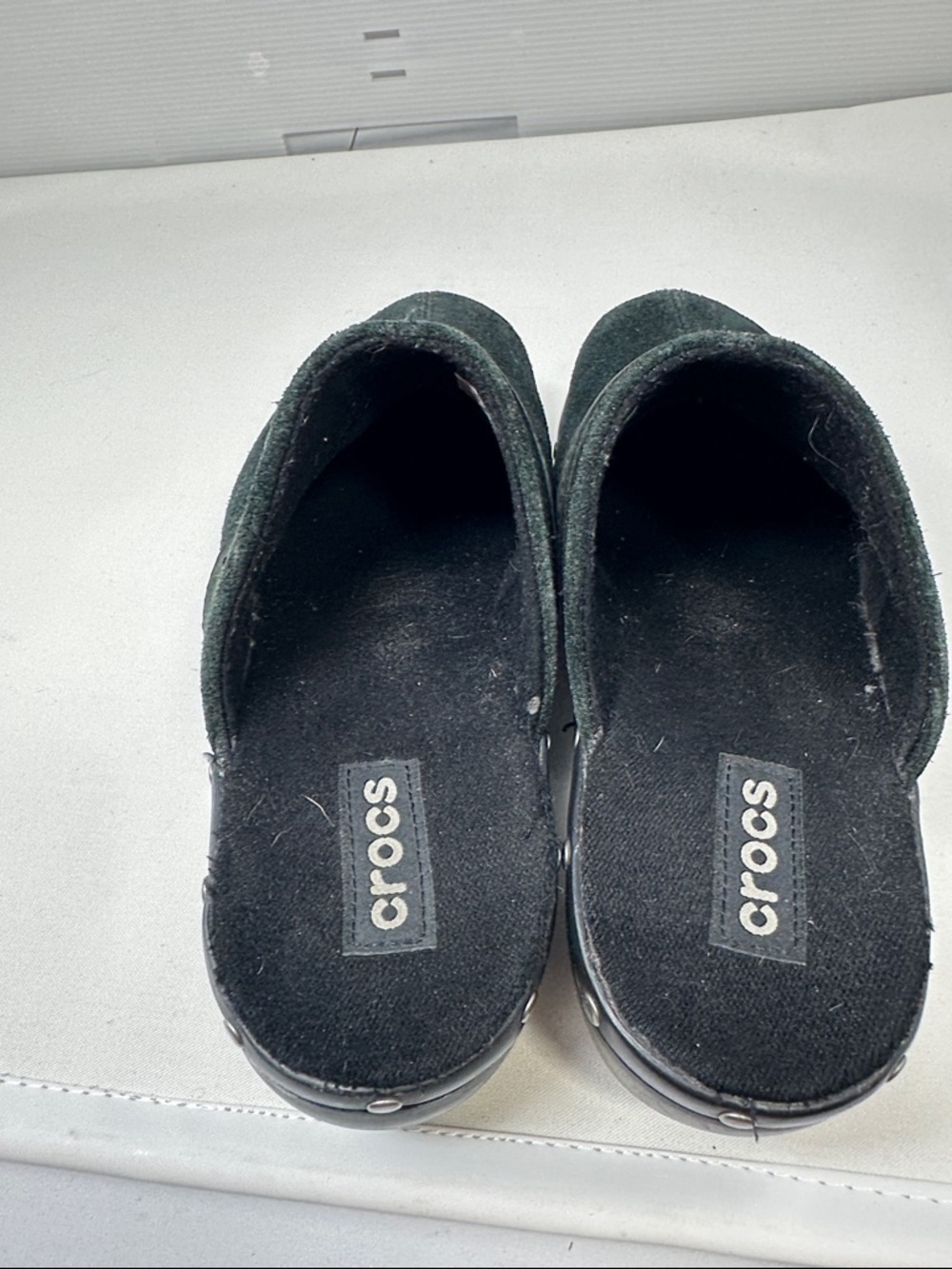 Crocs Clogs Size 8 - Picture 2 of 5